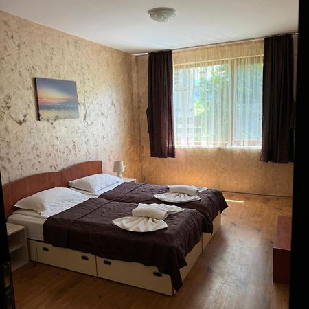 Apartment Robinson Beach Elenite First Line スヴェティ・ヴラス エクステリア 写真